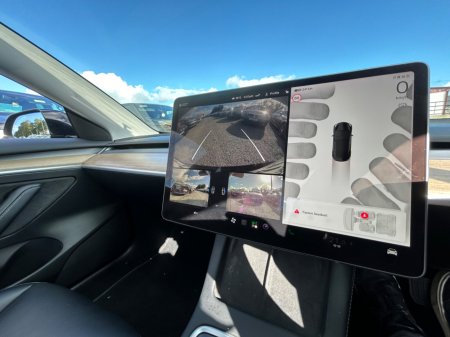 2023 Tesla Model 3 - photo 17