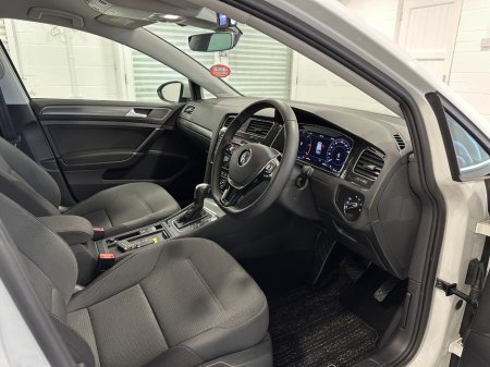 2020 Volkswagen Golf - photo 21