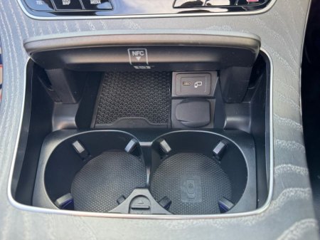 2020 Mercedes-Benz E-Class - photo 19