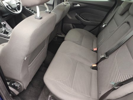 2017 Ford Focus - photo 9