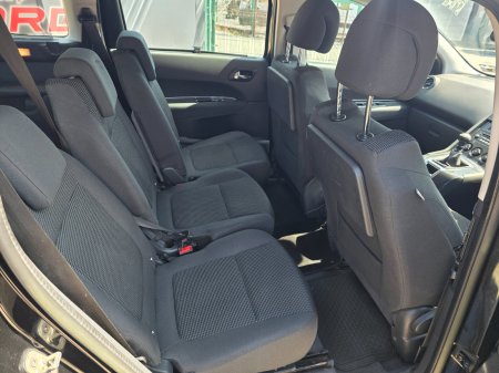2015 Peugeot 5008 - photo 7