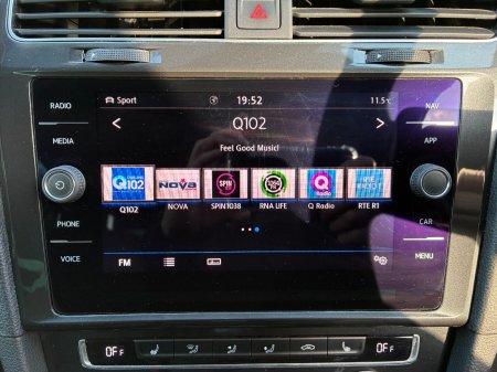 2020 Volkswagen Golf - photo 24