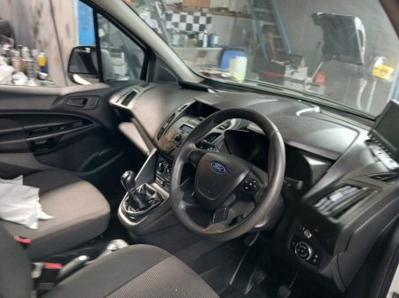 2018 Ford Transit - photo 9
