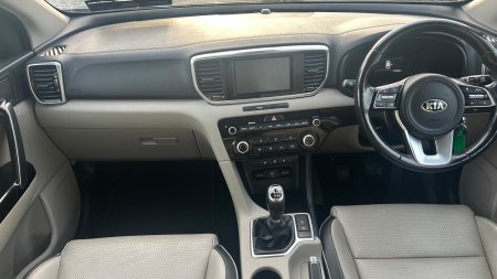 2020 Kia Sportage - photo 8