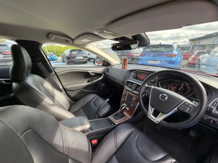 2019 Volvo V40 - photo 20