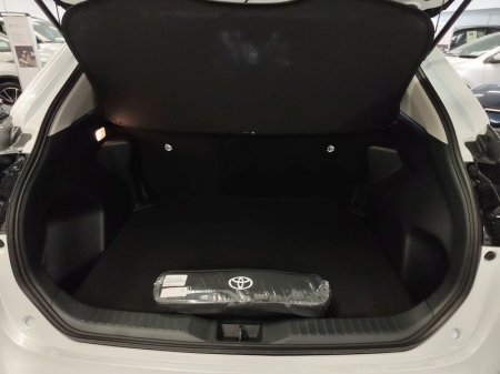 2026 Toyota Yaris Cross - photo 10