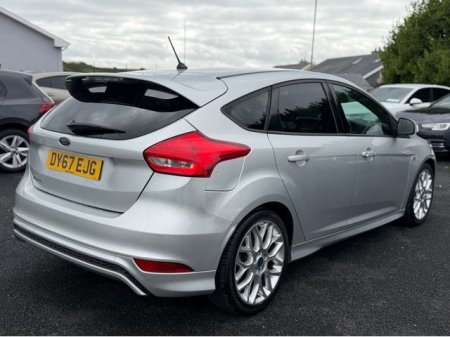 2017 Ford Focus - photo 3
