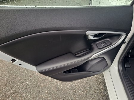 2018 Volvo V40 - photo 19
