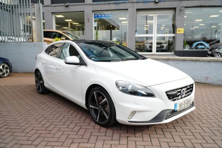 2016 Volvo V40 2.0 D4 (190hp) R-DESIGN