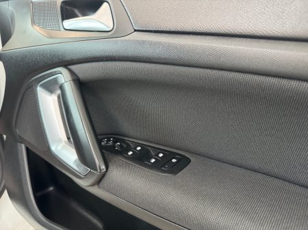 2019 Peugeot 308 - photo 12