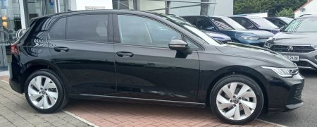 2026 Volkswagen Golf - photo 2
