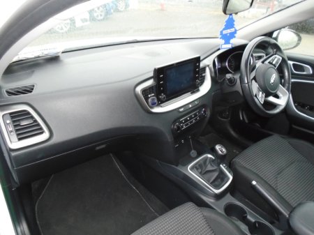 2022 Kia Ceed - photo 3