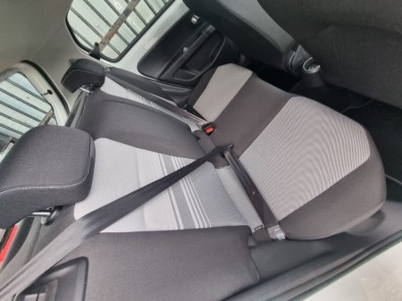 2013 Volkswagen up! - photo 12