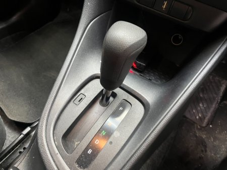 2020 Toyota Yaris - photo 12