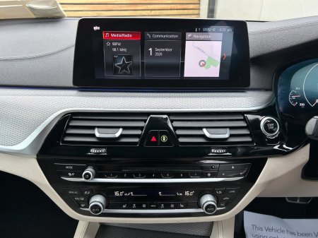 2019 BMW 5-Series - photo 15