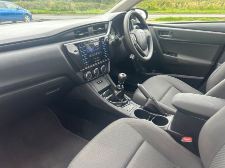 2018 Toyota Corolla - photo 13