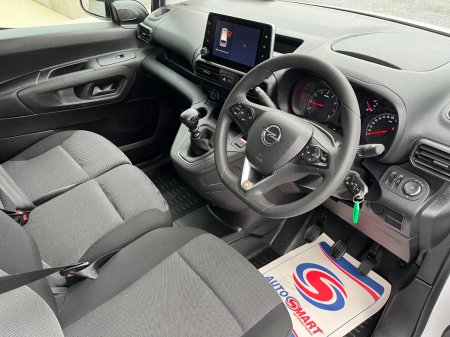 2023 Opel Combo - photo 3