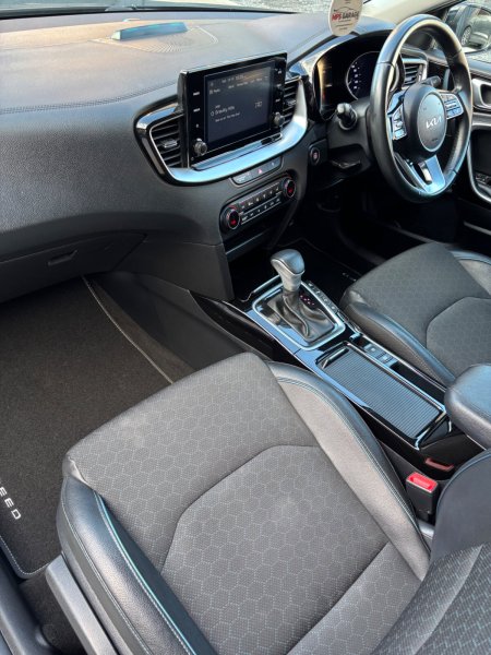 2023 Kia XCeed - photo 22