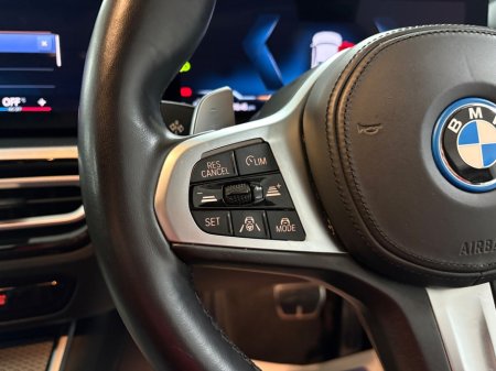 2023 BMW 3-Series - photo 26