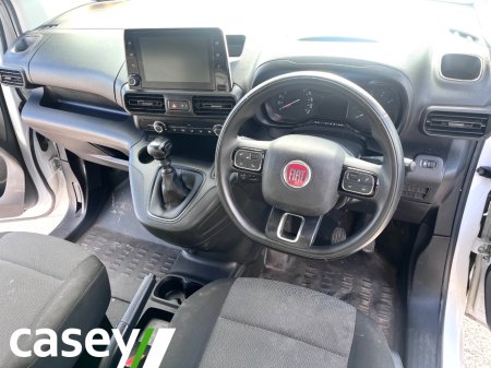 2023 Fiat Doblo - photo 14