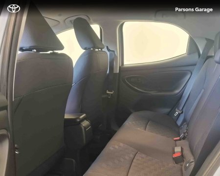 2025 Toyota Yaris - photo 7