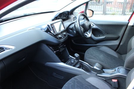 2017 Peugeot 2008 - photo 8