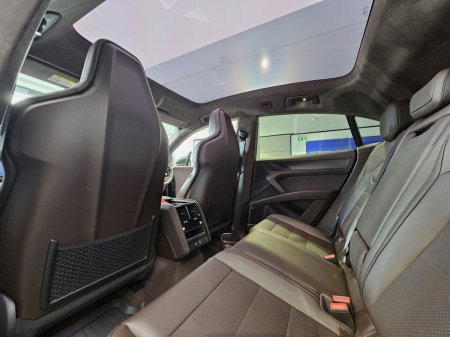 2026 Porsche Cayenne - photo 8