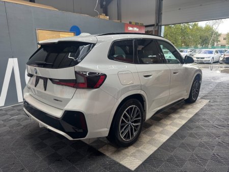 2023 BMW iX1 - photo 3