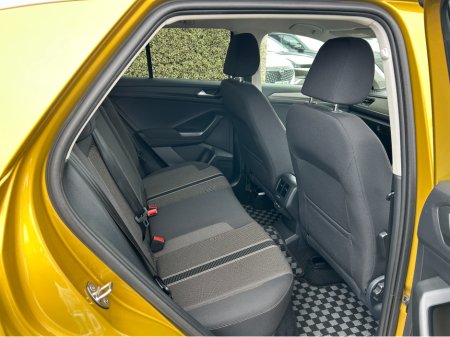 2022 Volkswagen T-Roc - photo 6