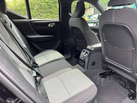 2023 Volvo XC40 - photo 8