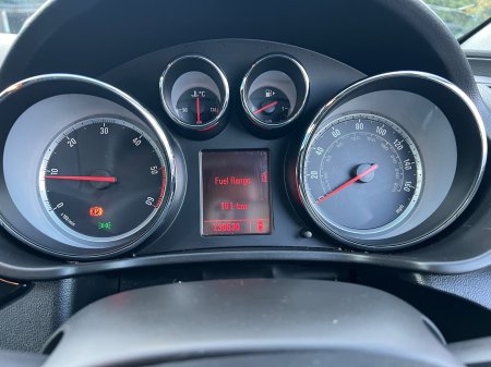 2011 Opel Insignia - photo 15