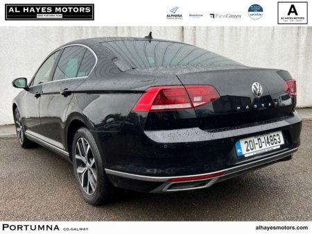 2020 Volkswagen Passat - photo 3
