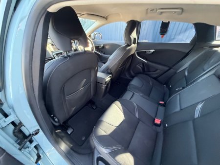 2019 Volvo V40 - photo 38