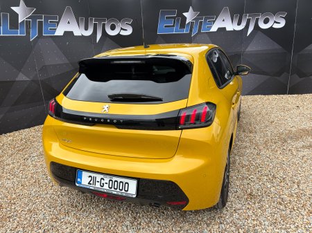 2021 Peugeot 208 - photo 5
