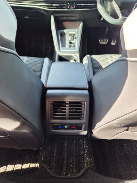 2021 Volkswagen Golf - photo 19
