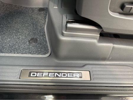 2026 Land Rover Defender - photo 33