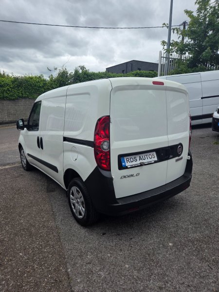 2022 Fiat Doblo - photo 4