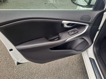 2018 Volvo V40 - photo 17