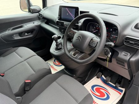2023 Citroen Berlingo - photo 12