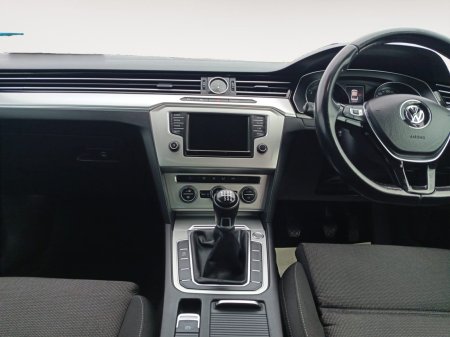 2016 Volkswagen Passat - photo 11