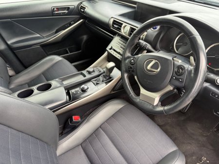 2014 Lexus IS - photo 16