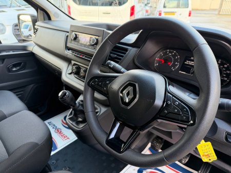 2023 Renault Trafic - photo 16