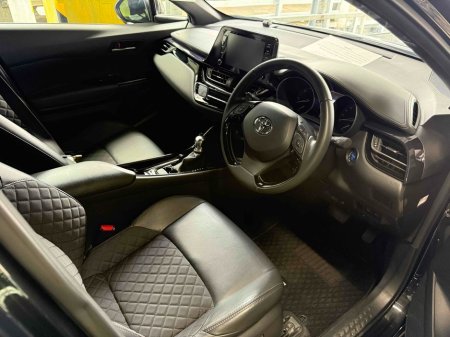 2021 Toyota C-HR - photo 5