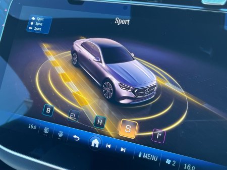 2025 Mercedes-Benz E-Class - photo 25
