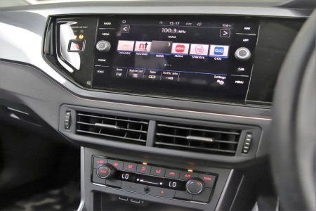 2019 Volkswagen Polo - photo 23