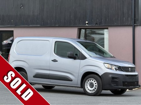 2023 Peugeot Partner - photo 2