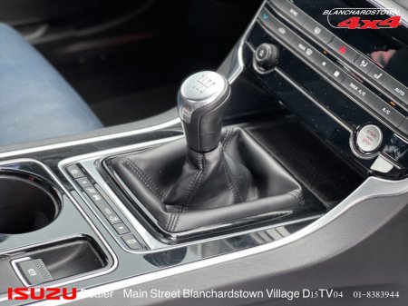 2017 Jaguar XE - photo 26
