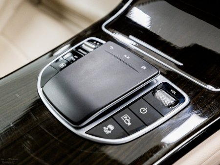 2021 Mercedes-Benz GLC - photo 15