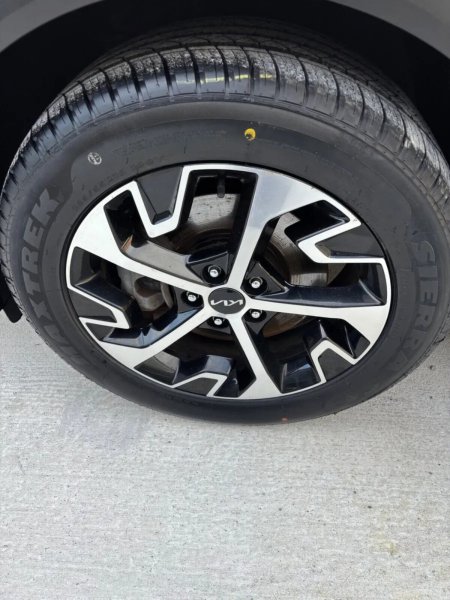 2023 Kia Sportage - photo 16