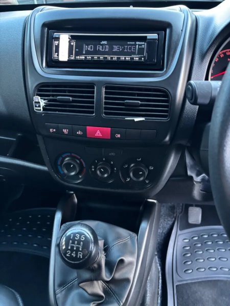 2018 Opel Combo - photo 19